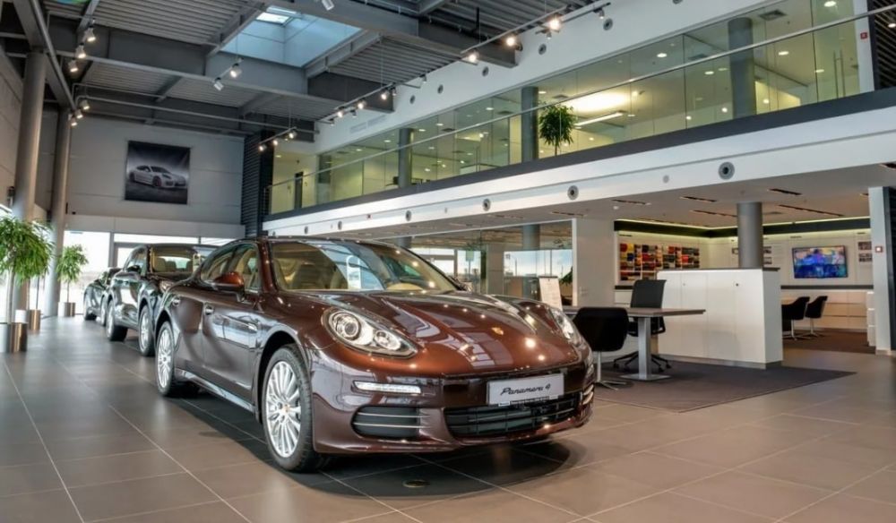 Ремонт автосалонов в Дубае (ID: 36) LT_ADVGR_ALTPHOTO 1