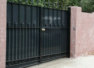 Изготовление и установка ворот в Дубае (ID: 77) LT_ADVGR_ALTPHOTO 4