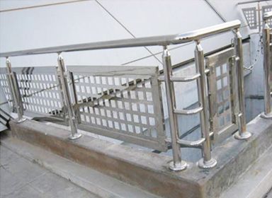 Изготовление и монтаж перил из нержавеющей стали в Дубае (ID: 78) LT_ADVGR_ALTPHOTO 1