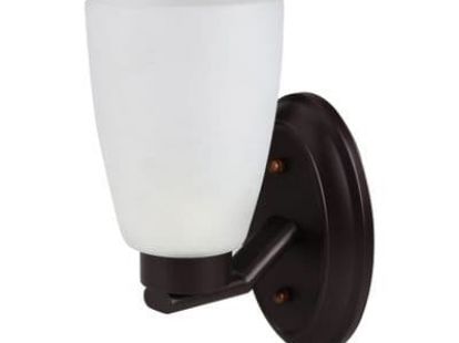 Настенный светильник из стекла E27 x1, 1 метр за 62Dh (ID:152)